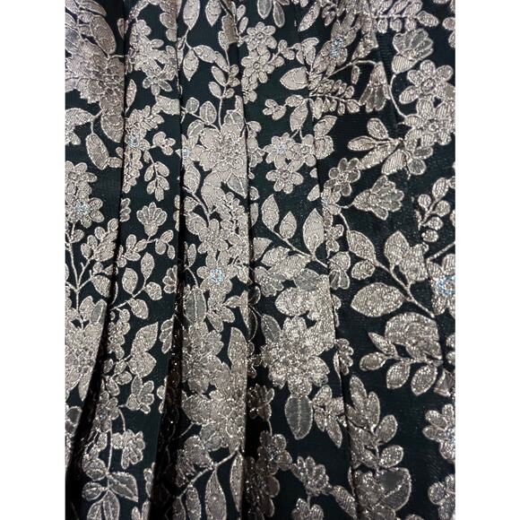 NWT Dolce & Gabbana Metallic Gold Black Pleated Jacquard Mini Skirt IT 38 US XS - Picture 11 of 11